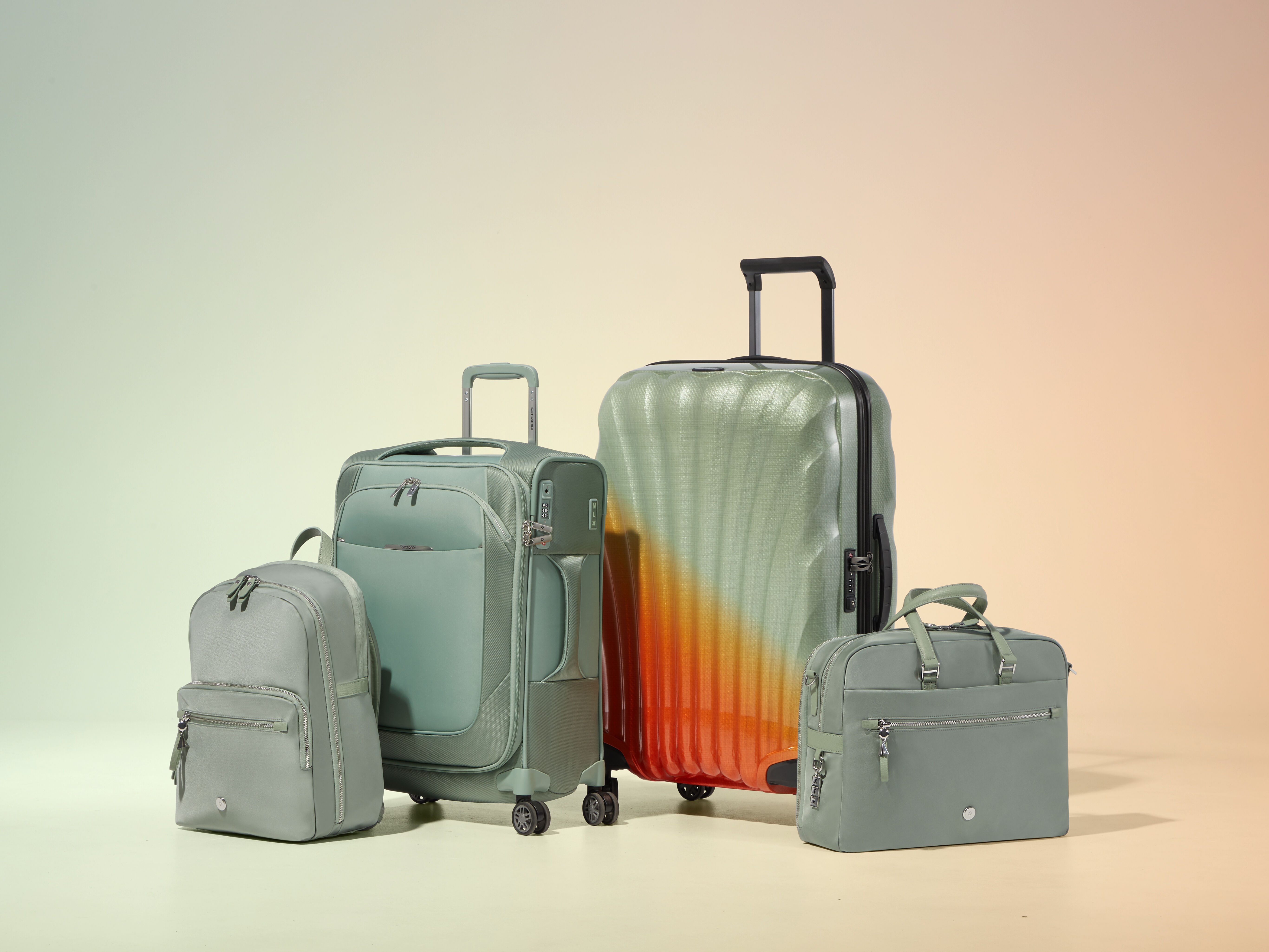 How to clean a suitcase - a guide by Samsonite